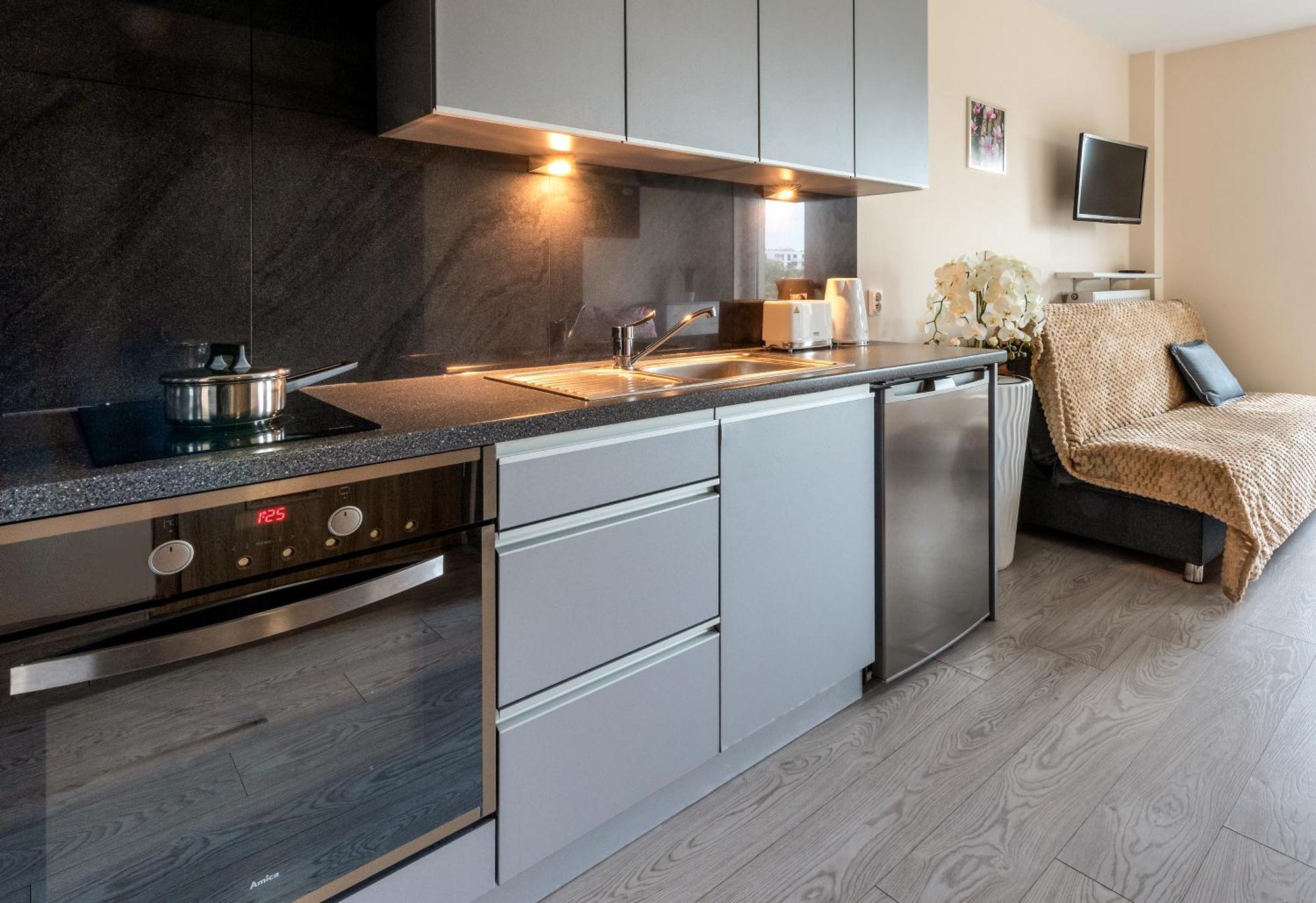 Cozy Modern Apartment Astoria Magic Orange Old Town Krakow Bagian luar foto